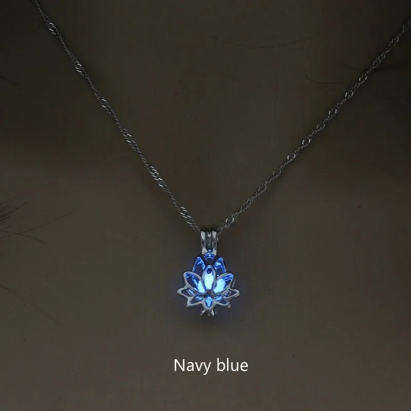 Lotus Glow in the Dark Kette