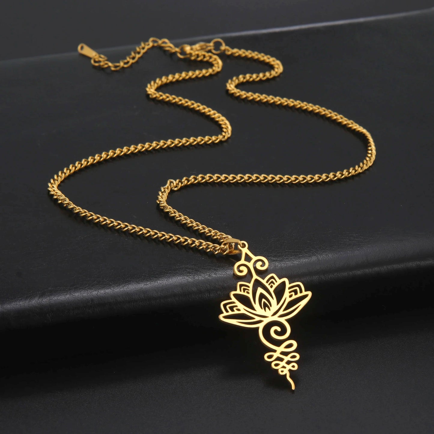 Unalome Lotus Kette