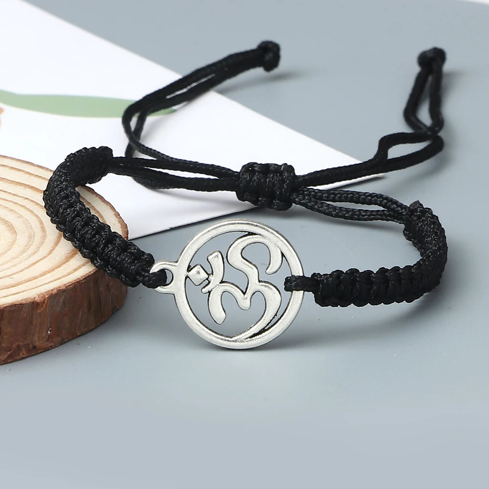 Om Leder Armband