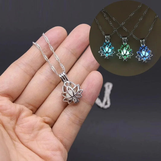 Lotus Glow in the Dark Kette